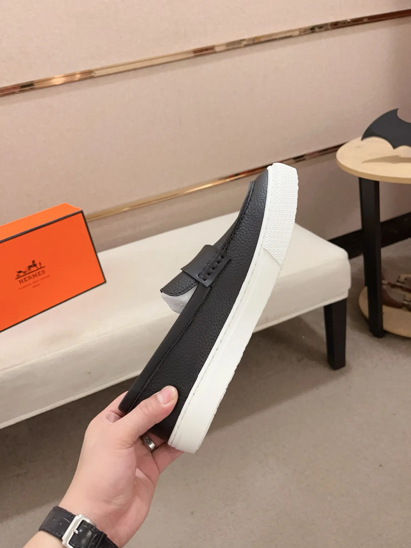 Men's clothing and shoes💰: 400💰《HERMES》【Classic Original Version】Hermès; Top 🔝 Purchasing Agency 🔍🔍Latest 🇺🇸Sold simultaneously at counters, original imported from Italy ▲▲Cow leather▲ ▲Exquisite workmanship (Italian 🇮🇹imported water-dyed 🐂cowhide lining) sole: original sole provided by the original factory, ⚠️exclusive double-layer activity·TPR·rubber·combined molded outsole; Code number: 36-46